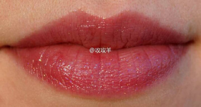 Givenchy Rouge a levres Revelateur Prune Folie # 37 【images shared by overseas blogger