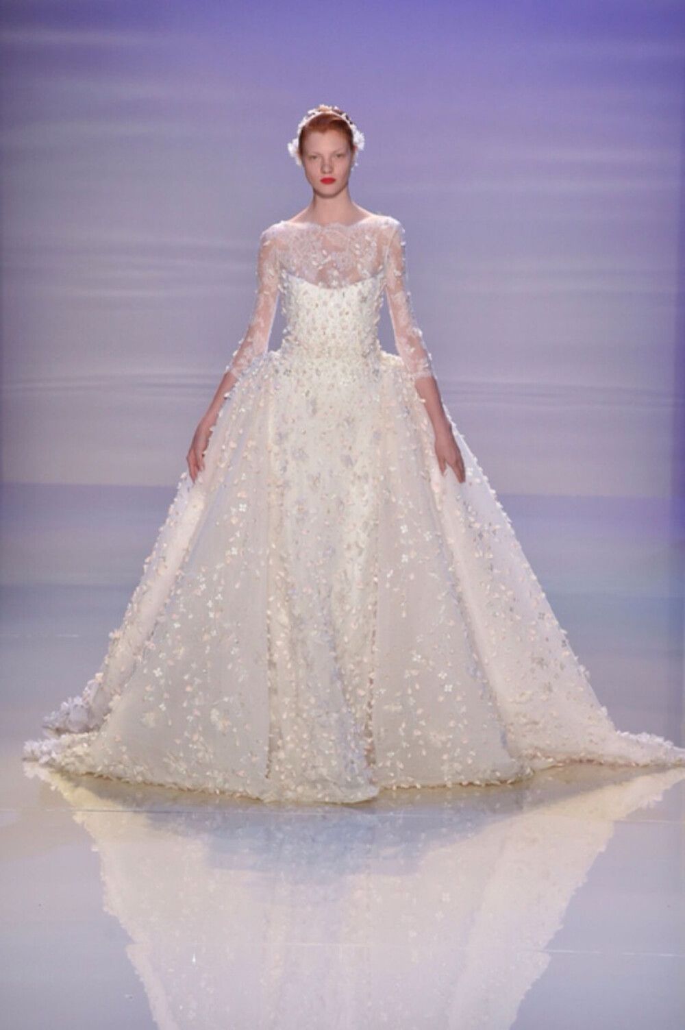 【婚纱】Georges Hobeika Fall 2014 Couture。乔治斯·荷拜卡2014秋冬高级定制。