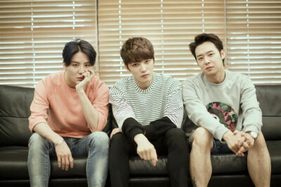 JYJ