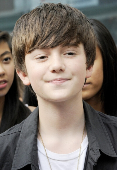 格雷森·蔡斯（Greyson Chance），1997年8月16日出生于美国得克萨斯州威奇托福尔斯，美国歌手。