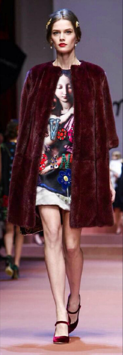 【衣睹为快时装周】Dolce &amp;amp; Gabbana RTW F/W 2015 杜嘉班纳让女人无论哪个阶段都最美 服饰风尚 玫瑰 康乃馨