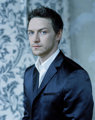 James mcavoy (੭‾᷄꒫‾᷅)੭