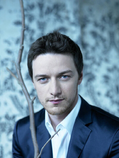 James mcavoy (੭‾᷄꒫‾᷅)੭