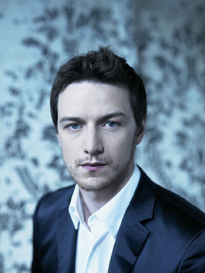 James mcavoy (੭‾᷄꒫‾᷅)੭