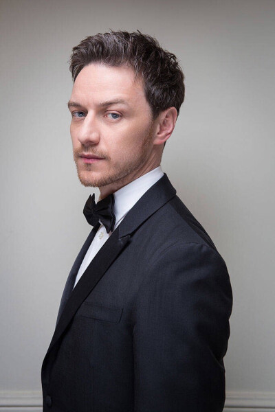 James mcavoy (੭‾᷄꒫‾᷅)੭