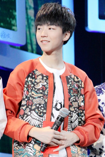 #TFBOYS王俊凯# #王俊凯# 央视网络春晚 cr xxx痞皮xin