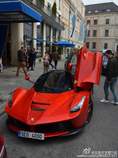 红辣马LaFerrari 炸街 。