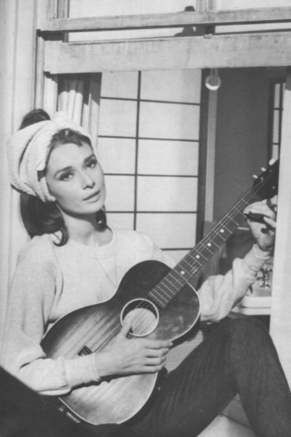 赫本 moon river