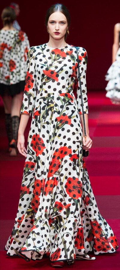 【衣睹为快时装周】#Stasha Yatchuk。Dolce &amp;amp; Gabbana Spring 2015 RTW Milan 服饰风尚