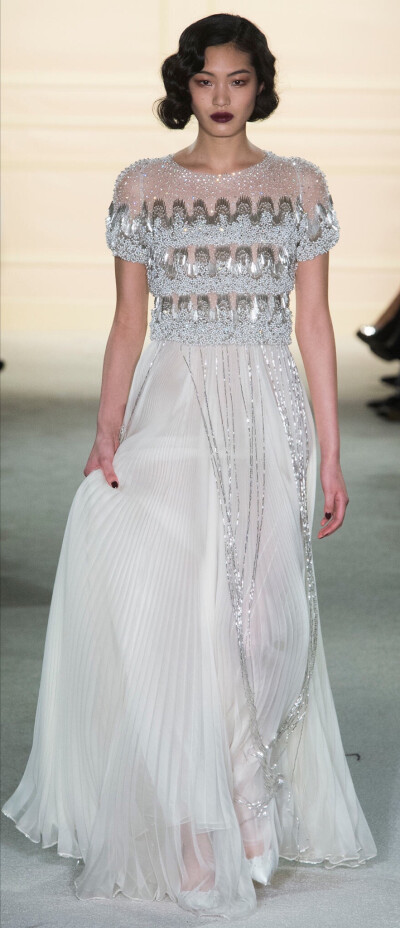 【衣睹为快时装周】Marchesa F/W 2015┃纸醉金迷 • 绝世名伶。服饰风尚 米兰时装周 纱裙
