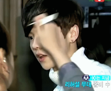 你看到什么了？D.O.你就是这样教坏葛葛的吗