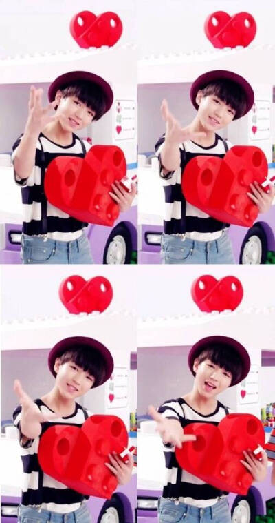 甜心凯凯 超级甜 王俊凯 小礼帽 条纹衫 幸运符号 tfboys