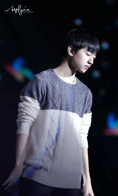 TFBOYS王俊凯 2015.02.10 央视网络春晚彩排现场。