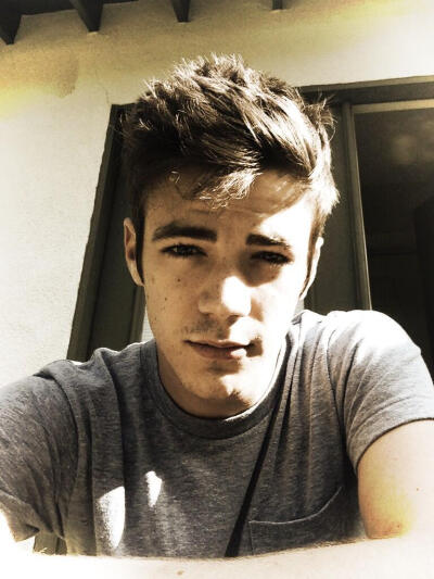 Grant Gustin