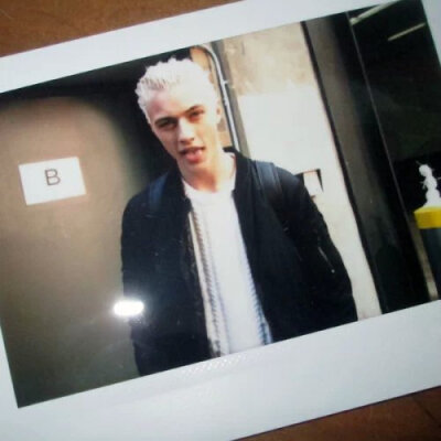 【LUCKY BLUE SMITH】