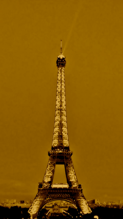 020 Eiffel Tower