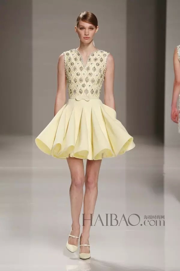 乔治斯·荷拜卡 (Georges Hobeika) 2015春夏高级定制系列春意盎然