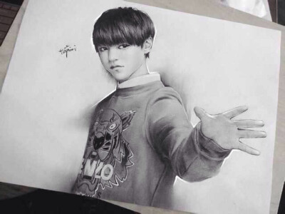 #TFBOYS王俊凱# #王俊凱#王俊凱手繪圖。你是一樹一樹的花開，是燕在梁間呢喃，你是愛，是暖，是希望，你是人間四月天。我親愛的少年，願你被這世界溫暖相待。「出處見水印，木有水印來自各種微博百度貼吧，自行猜」