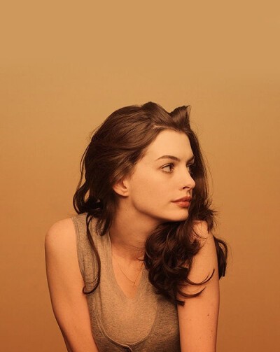 Anne Hathaway