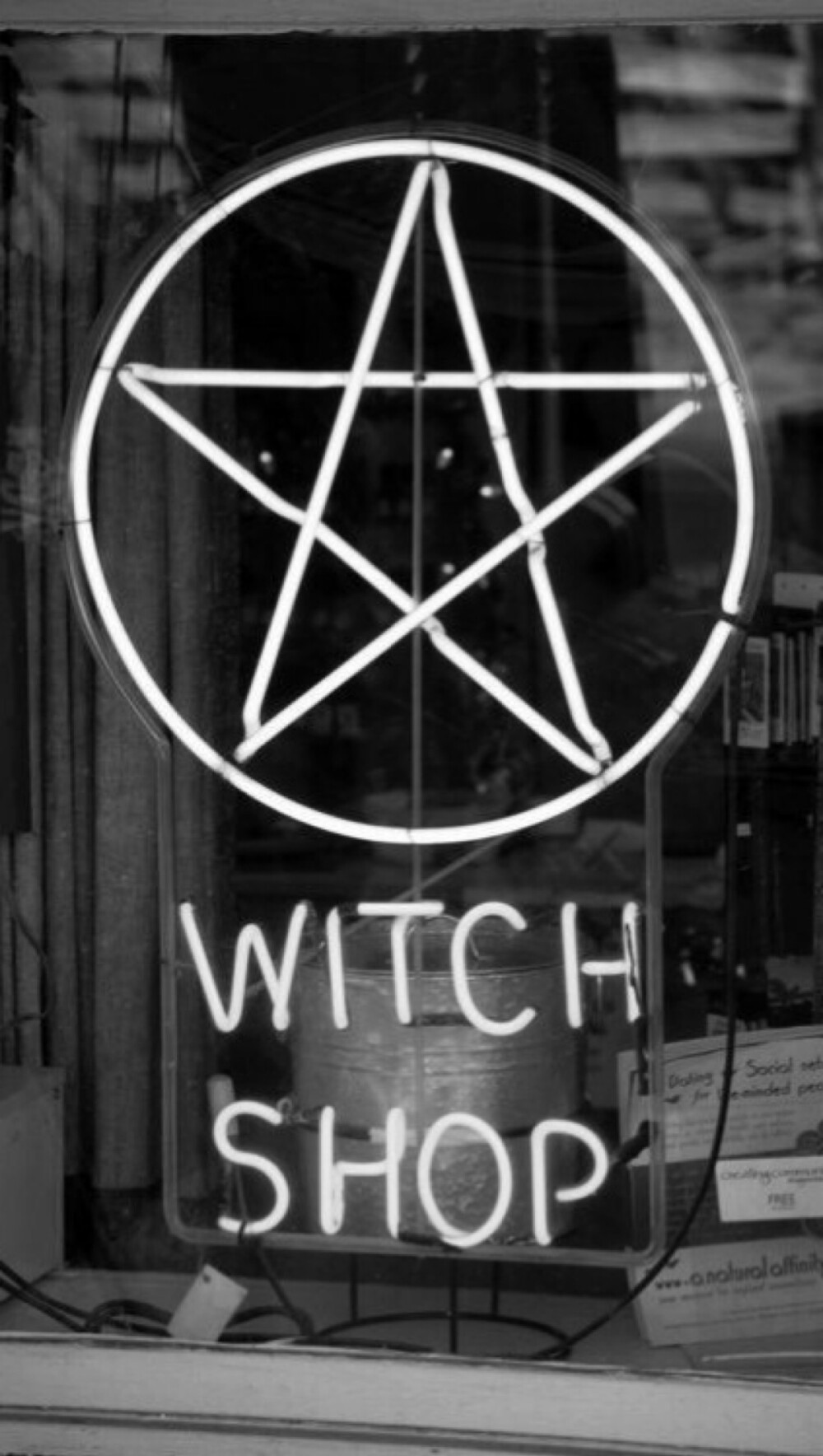 WITCH SHOP