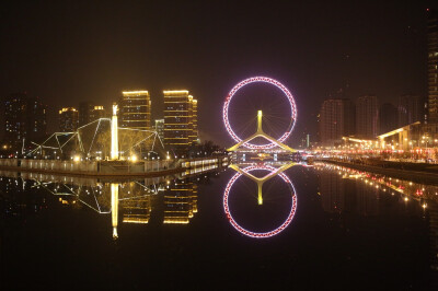 海河夜景…