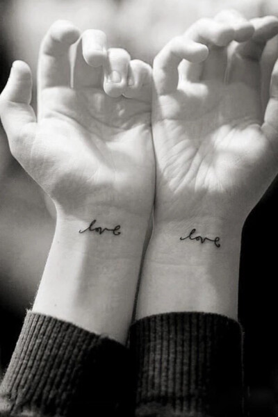 纹身像爱人会上瘾 。