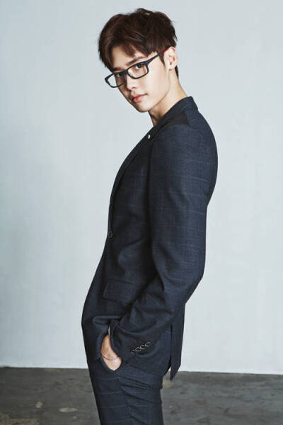 李钟硕 OAKLEY