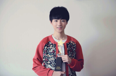 TFBOYS 王俊凯 修图by宣你就是没商量