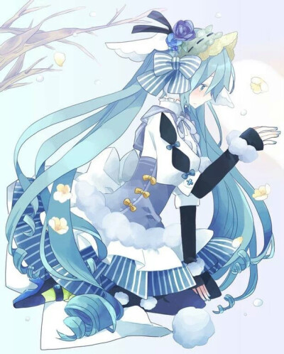 『雪初音』 四季初音属于VOCALOID家族的亚种，四季初音有代表春天的樱初音，夏天的荷/海初音（说法不一），秋天的枫初音，冬天的雪初音。 -----by 帅气的子镜