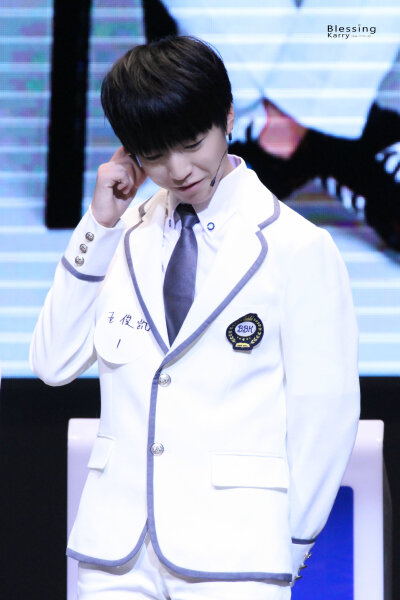 TFBOYS王俊凯 2015.02.28 步步高超级公开课录制现场。