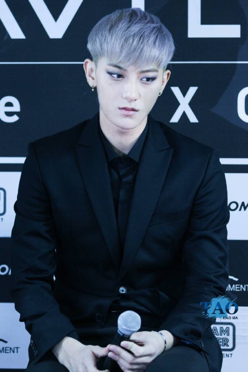 黄子韬 TAO EXO