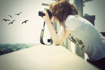 一辈子有爸、有妈、有信仰、有单反、有吉他，就够了。不是吗？