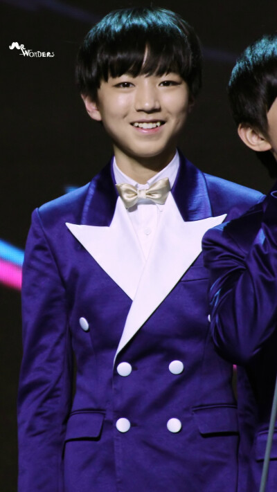 #TFBOYS##TFBOYS王俊凯##王俊凯# 20140415音悦V榜年度盛典 cr Mr.Wonder