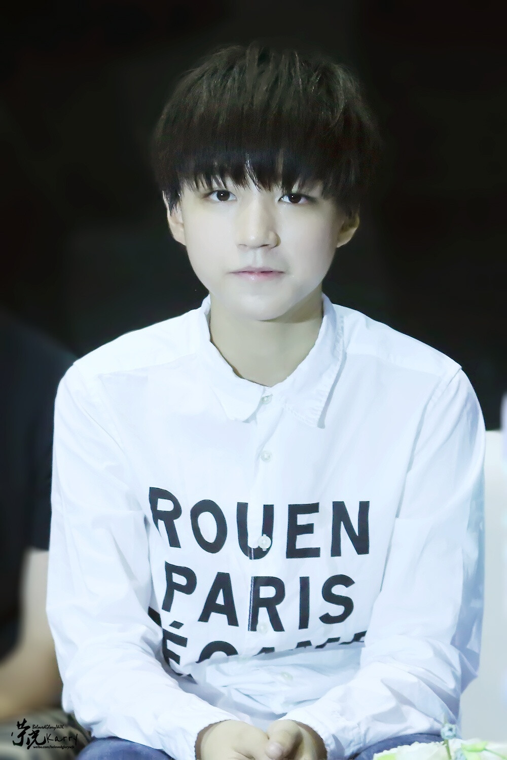 #王俊凯# #TFBOYS王俊凯# #tfboys# 140805 热力赛车新闻发布会采访 cr：BelovedGloryWJK荣光