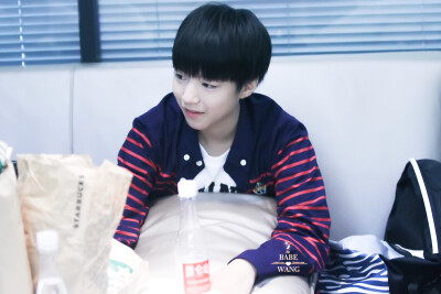 #王俊凯##TFBOYS##TFBOYS王俊凯# 20140519重庆至长沙 cr 2BabeWang