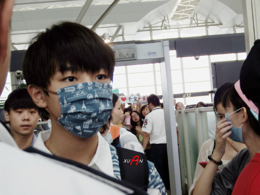 #王俊凯# #TFBOYS王俊凯# #tfboys# TFBOYS王俊凯20140909无锡至重庆cr：logo