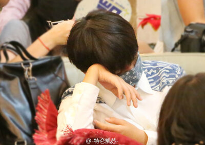 #王俊凯# #TFBOYS王俊凯# #tfboys# TFBOYS王俊凯20140909无锡至重庆cr：logo