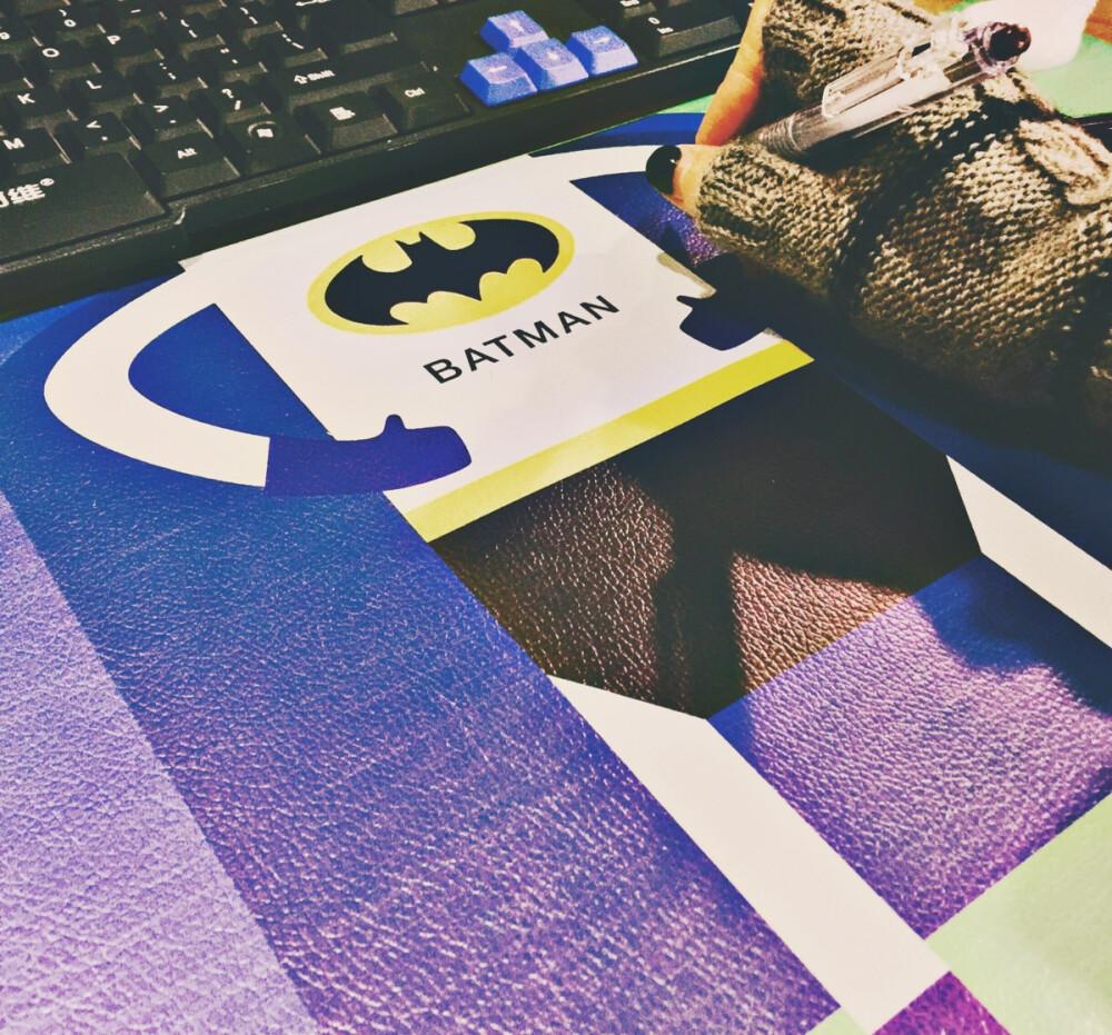 晒文具……发热垫，超适合冬天用，暖暖的，喜欢