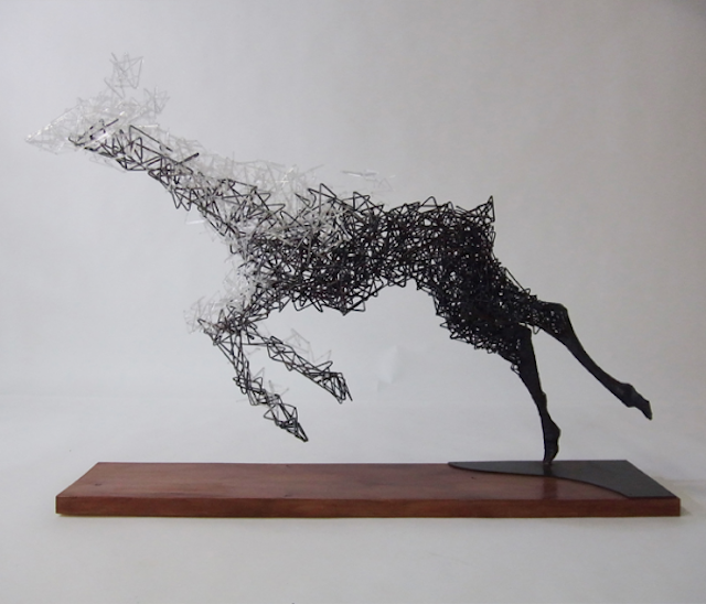 http://www.fubiz.net/wp-content/uploads/2014/07/Animal-Sculptures-by-Tomohiro-Inaba1.png