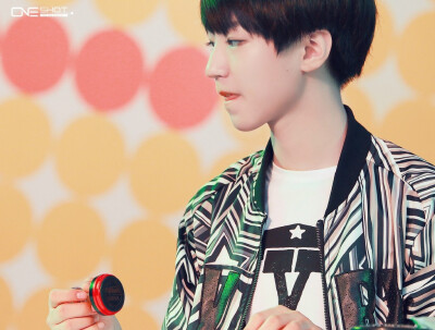 #王俊凯# #TFBOYS王俊凯# 140809 广州Ani-Joy安捷动漫游戏展 cr：-K-OneShot