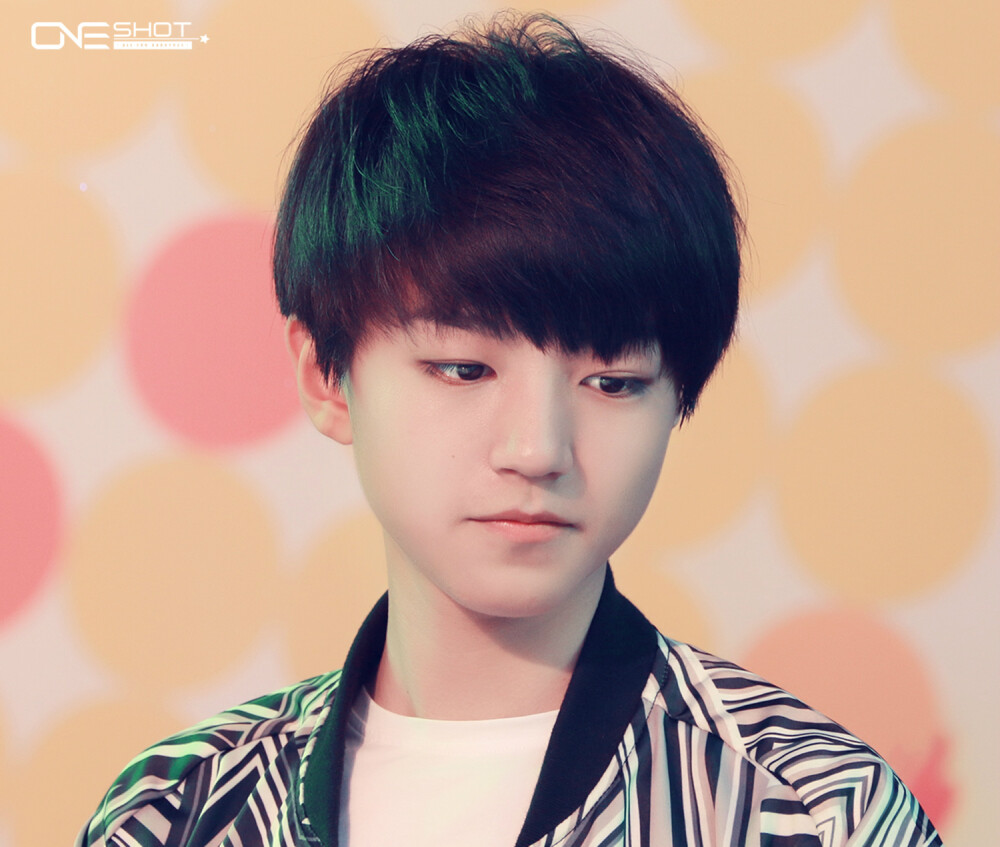 #王俊凯# #TFBOYS王俊凯# 140809 广州Ani-Joy安捷动漫游戏展 cr：-K-OneShot