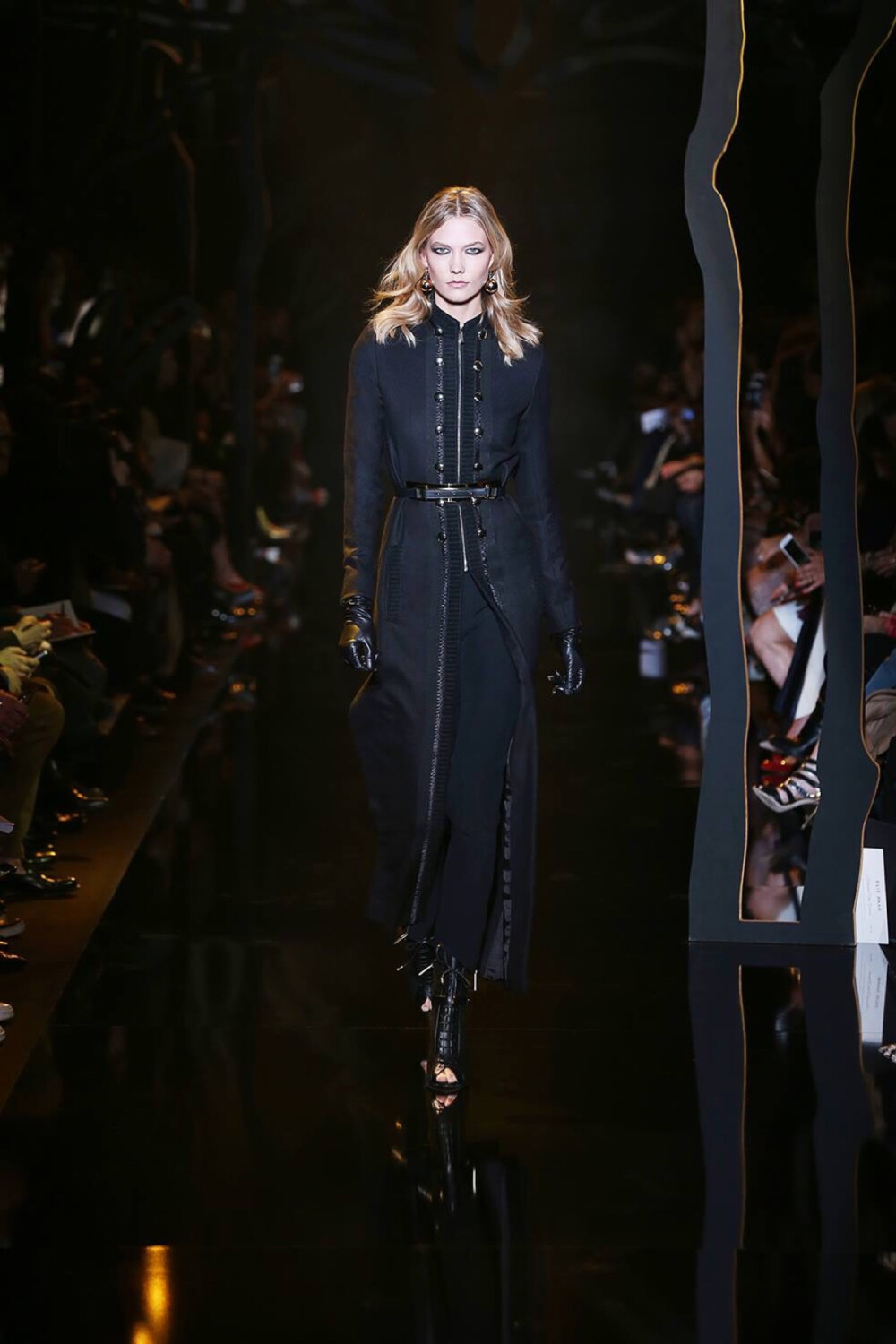 【衣睹为快时装周】ELIE SAAB 2015-16 秋冬成衣系列时装秀 服饰风尚 时装周 俄罗斯寓言童话 暗黑丛林仙女