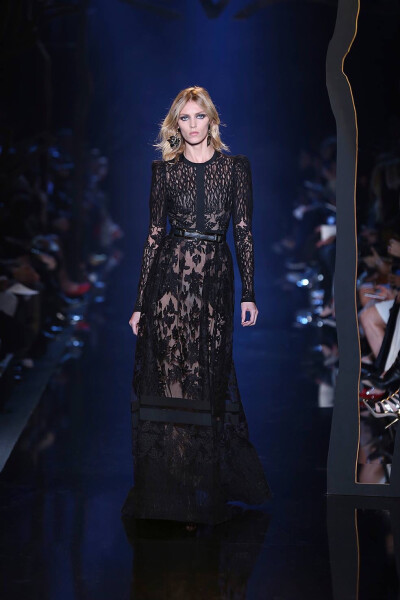 【衣睹为快时装周】ELIE SAAB 2015-16 秋冬成衣系列时装秀 服饰风尚 时装周 俄罗斯寓言童话 暗黑丛林仙女