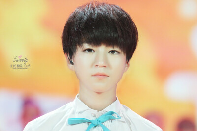 #王俊凯# #TFBOYS王俊凯# 140821开学第一课 cr：TFBOYSweety太妃糖_甜心站