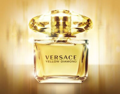 VERSACE YELLOW DIAMOND IS THE NEW LUXURY FRAGRANCE BY VERSACE. PURE AS SUNLIGHT, AN EXTRAORDINARY BRIGHT HUE THAT RADIATES WITH A FIERY INTENSITY, SPARKLING THE WAY THAT ONLY A DIAMOND CAN.