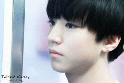 #王俊凯# #TFBOYS王俊凯# 140827北京至深圳 cr：Twinkle_Karroy