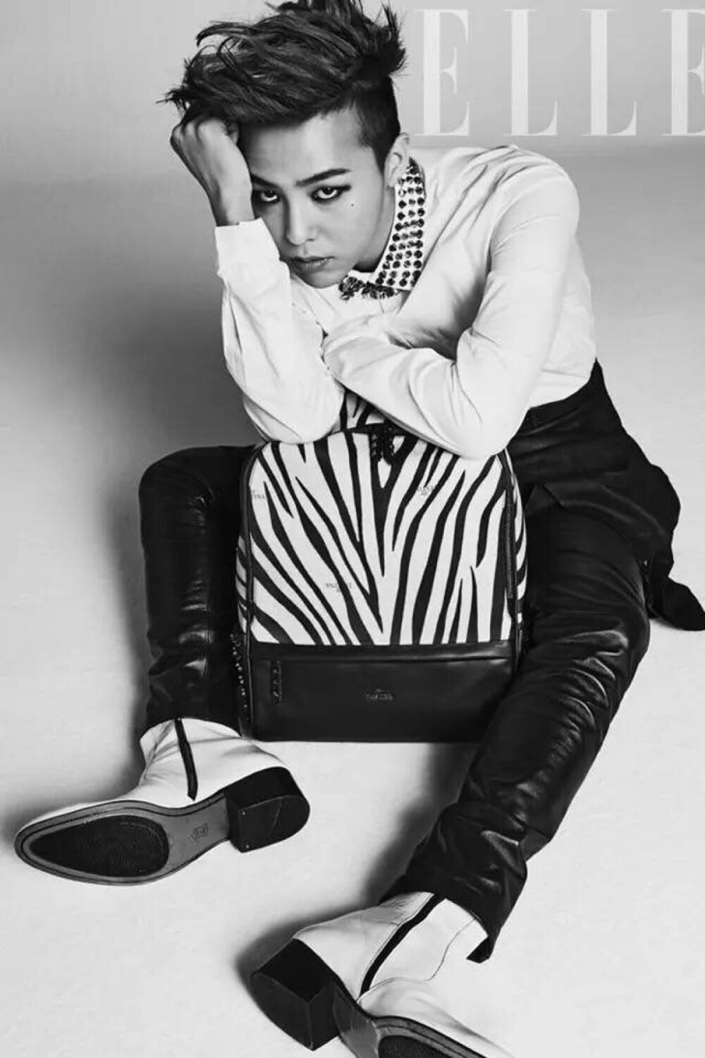 权志龙gdgdragon高清壁纸无水印黑白