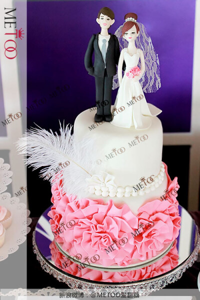 粉色柔美婚礼蛋糕