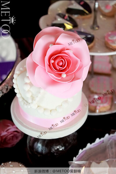 粉色花朵CUP蛋糕