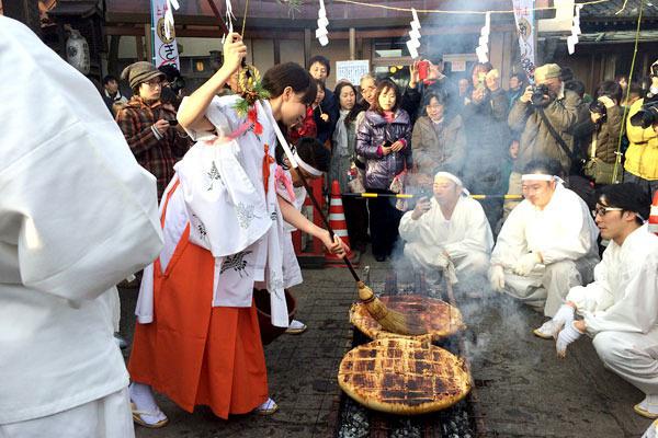 神社巫女 日本